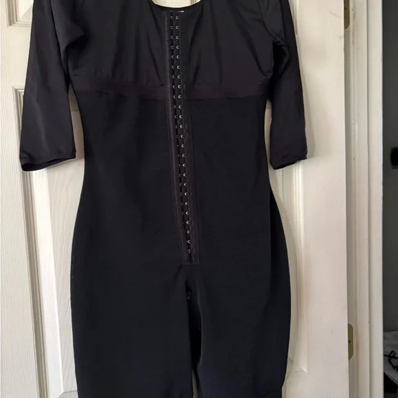 Black Bodycon shapewear with Hook Closure